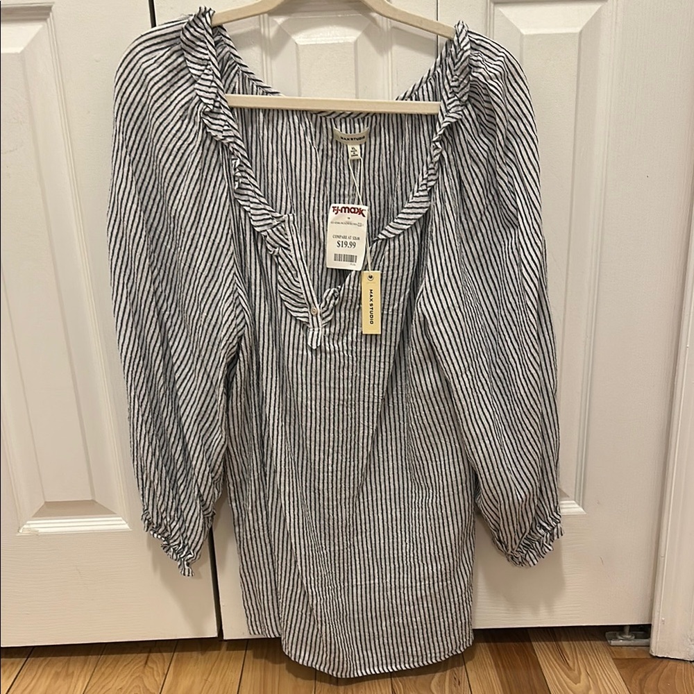 Striped Black and White Women's Top